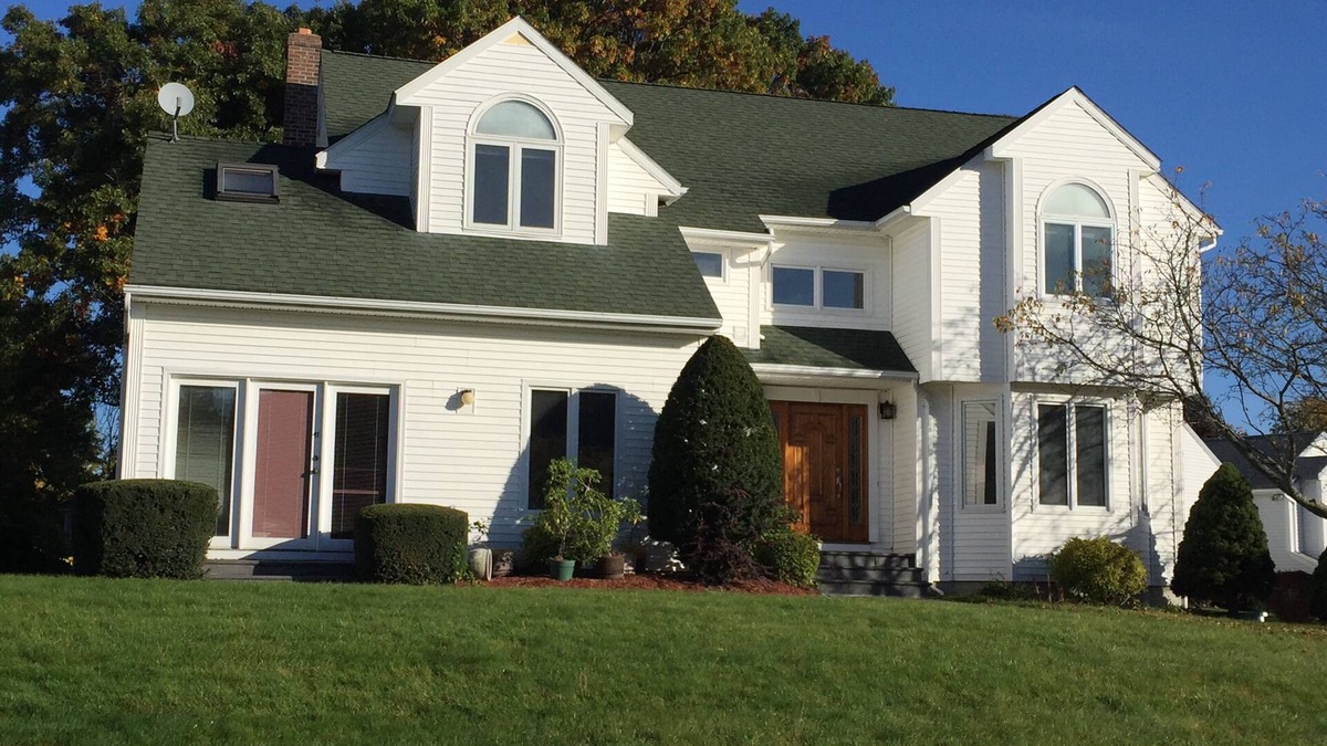 Lowell Apartment | Private basement studio apartment with private bathroom and private entrance.