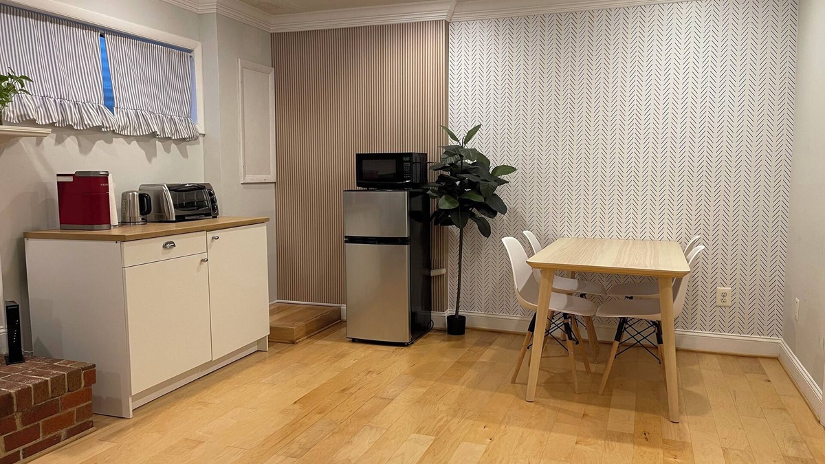 Annandale House | Private Basement with kitchenette
