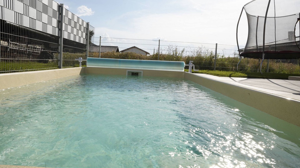 Hengersberg House | Private Bavarian Forest bungalow with heated pool