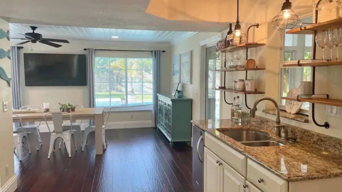 Vero Beach House | ~ Private Beach Access! ~ East A1A ~ Sun, Sea, Pool, Relax!