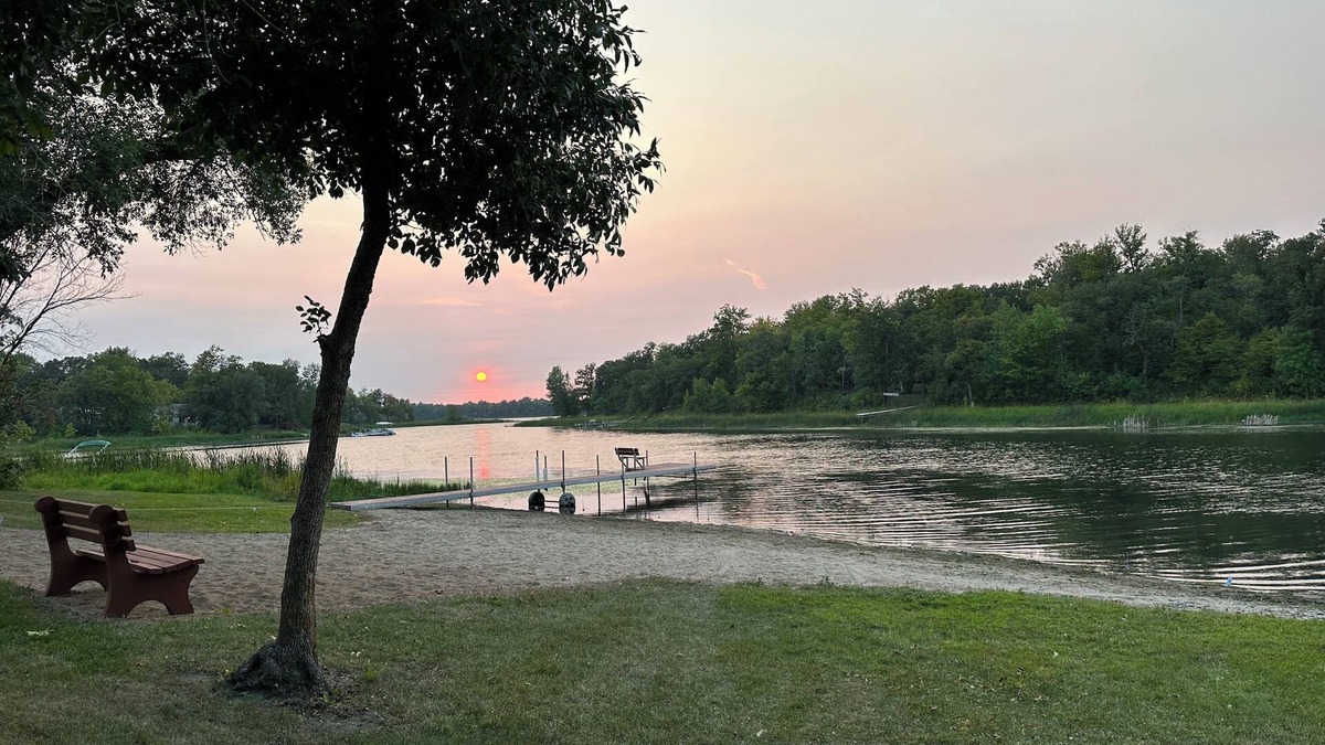 Erskine Cabin | Private beach cabin, 1 hour from Grand Forks