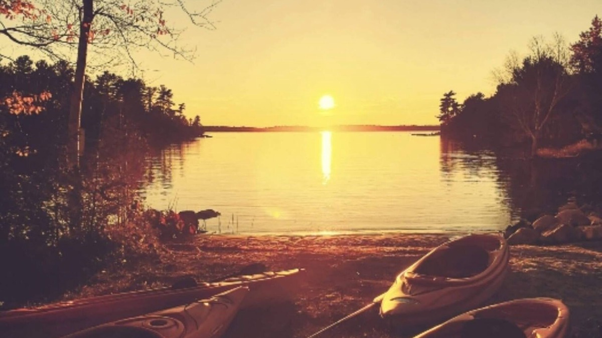 The Archipelago Cottage | Private Beach Cottage near Point au Baril and Parry Sound