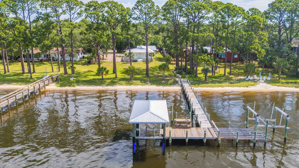 Panacea House | Private Beach + Dock: Waterfront Panacea Retreat!