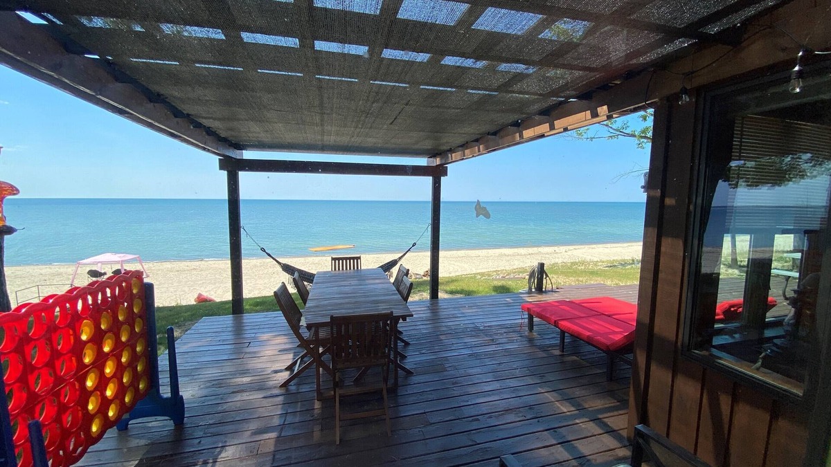 Port Austin Cottage | Private Beach Front, Cottage - Heart Rock Haven - Port Austin - Sunset Haven