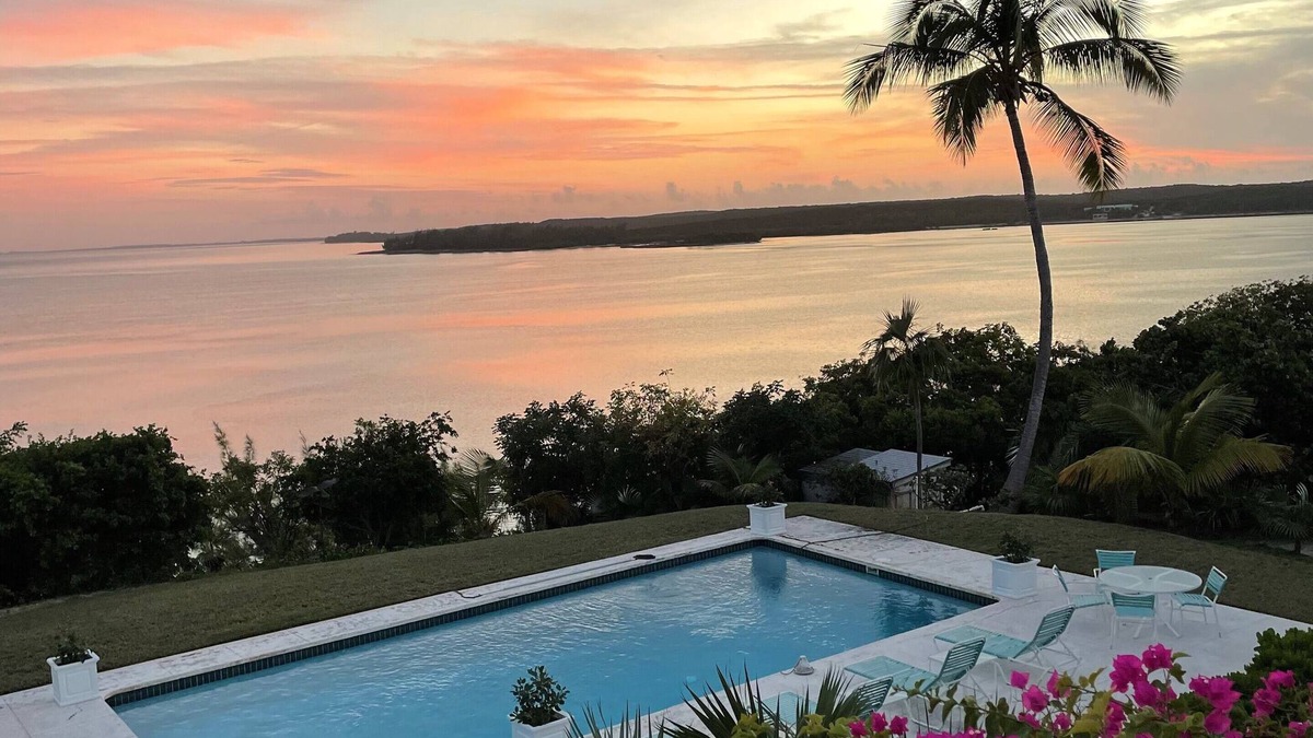 Savannah Sound House | Private Beachfront Estate Home w/Pool on Gated Windermere Club Membership
