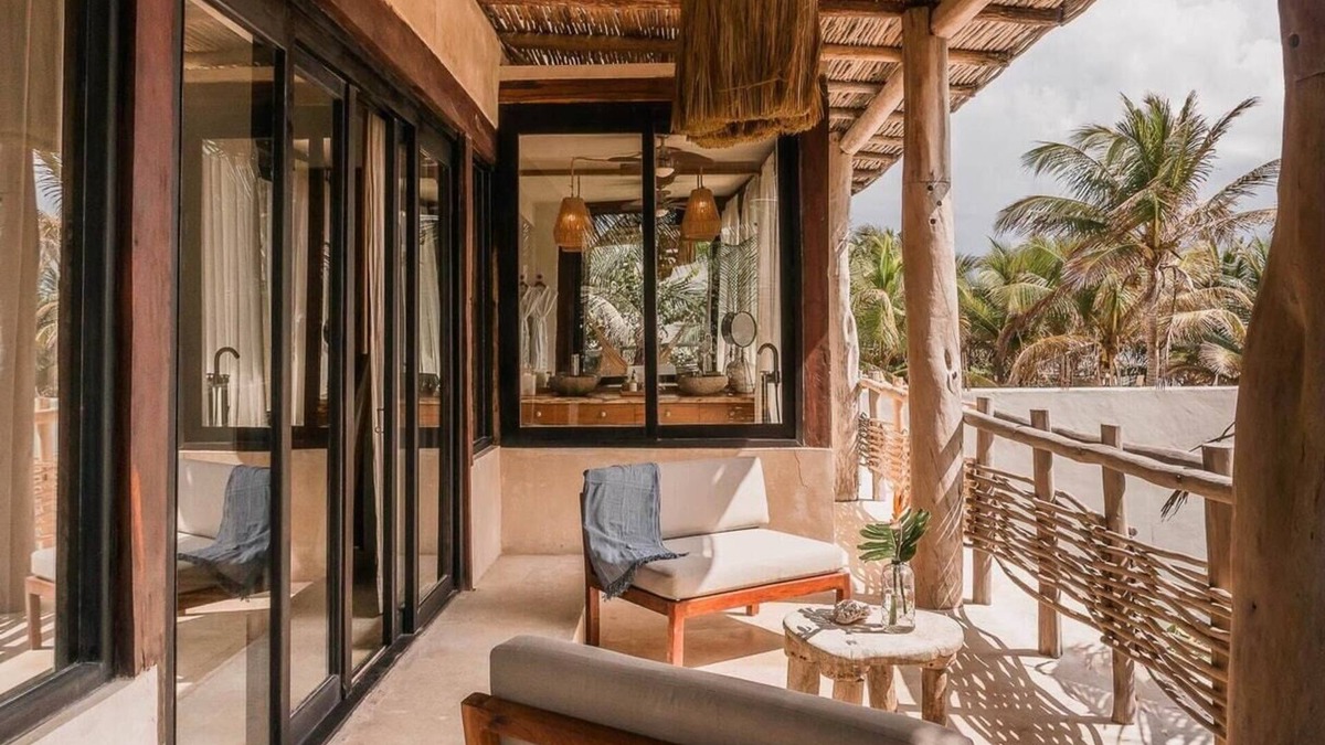 Zona Hotelera Villa | Private Beachfront Mayan Riviera Villa in Tulum