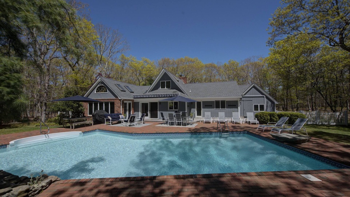 Springs House | Private, Beautiful, And Affordable Family Friendly Vacation Home