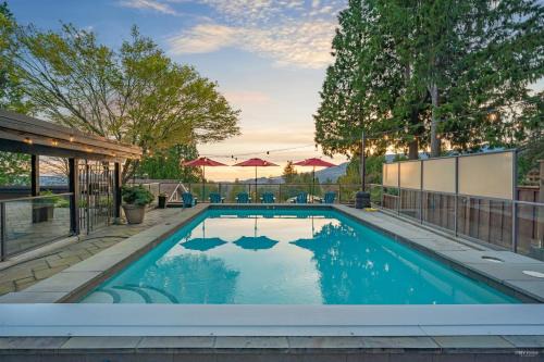 Upper Lonsdale House | Private Bedroom, Bathroom, Shared Outdoor Pool, Hot Tub