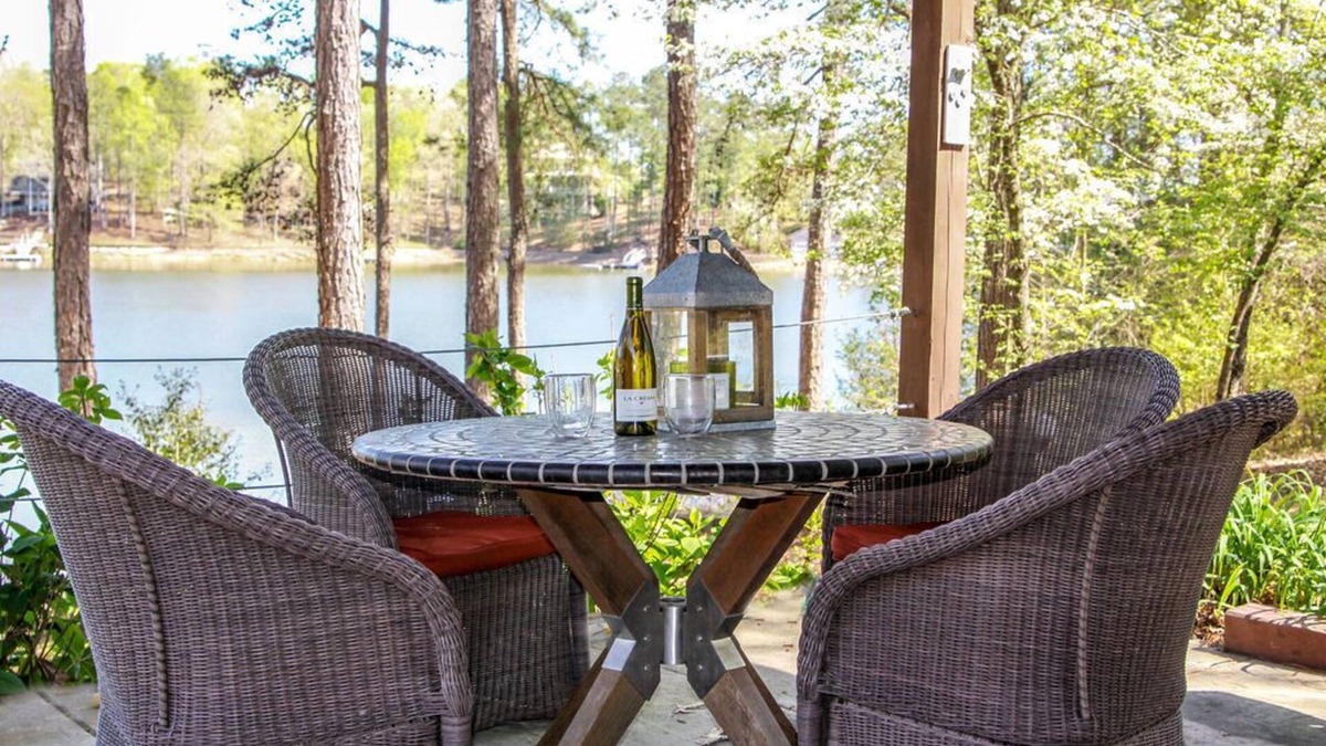 Wedowee Cabin | PRIVATE BOAT DOCK AND ONLY 8 STAIRS TO THE WATER