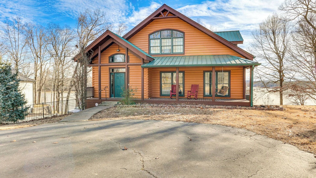 Camden Cabin | Private Boat Ramp & Dock: Kentucky Lake Cabin!