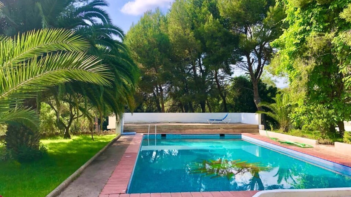 Betera House | Private bungalow in ecological farm 30 minutes from Valencia and beaches.