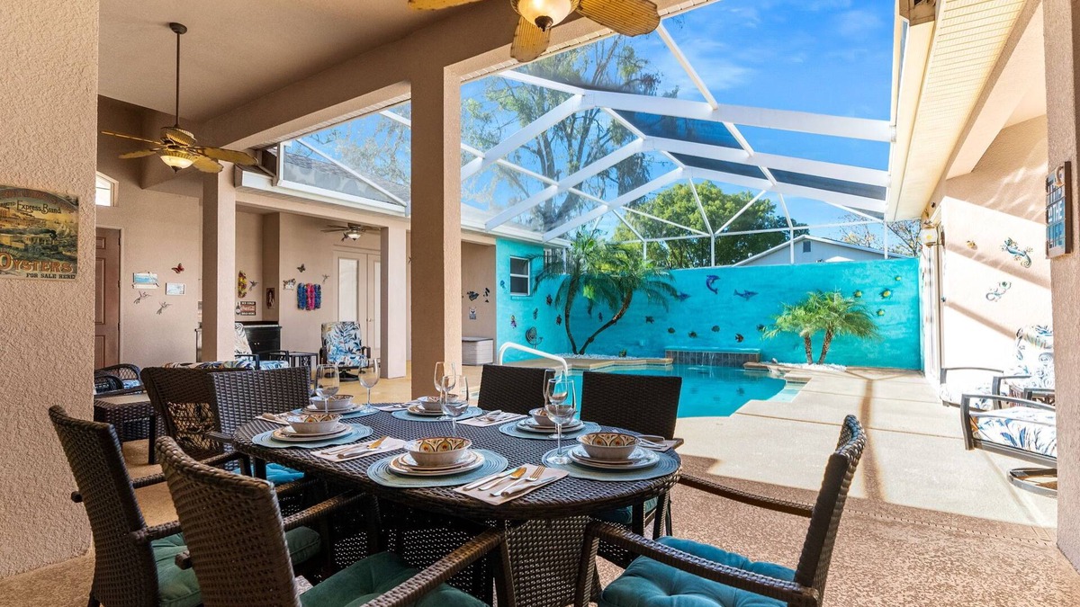 Spring Hill House | Private Cabana home. Heated pool. 3400 sq ft of luxury! Kids and pets welcome.
