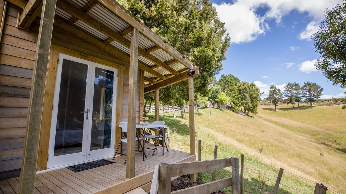 Whangarei Cabin | Private Cabin minutes drive from the city centre and local tourist attractions
