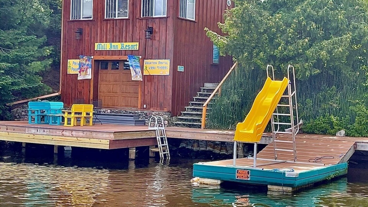Hayward Cabin | PRIVATE CABIN ON CHIPPEWA FLOWAGE , MOORES BAY. TROPICAL ATMOSPHERE, 100 FT DOCK