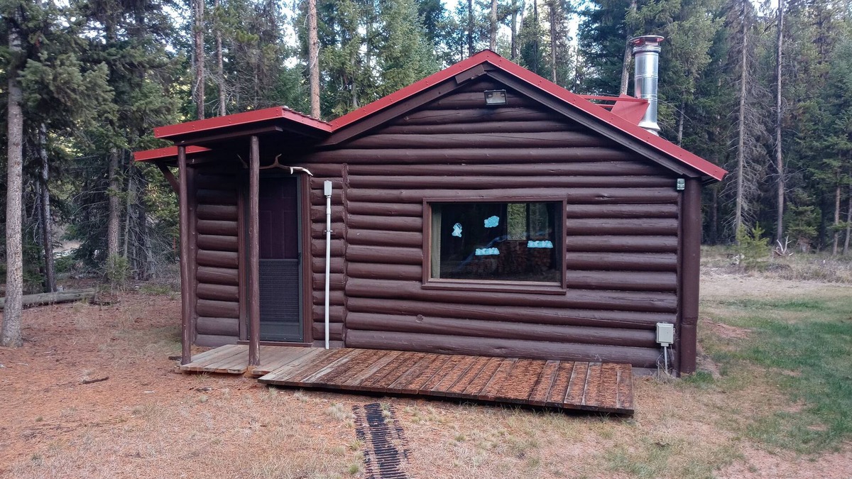 Lolo Cabin | Private Cabin on Lolo Creek