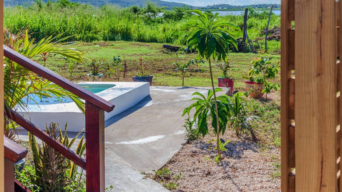 Treasure Beach Cabin | Private Cabin with a Pool