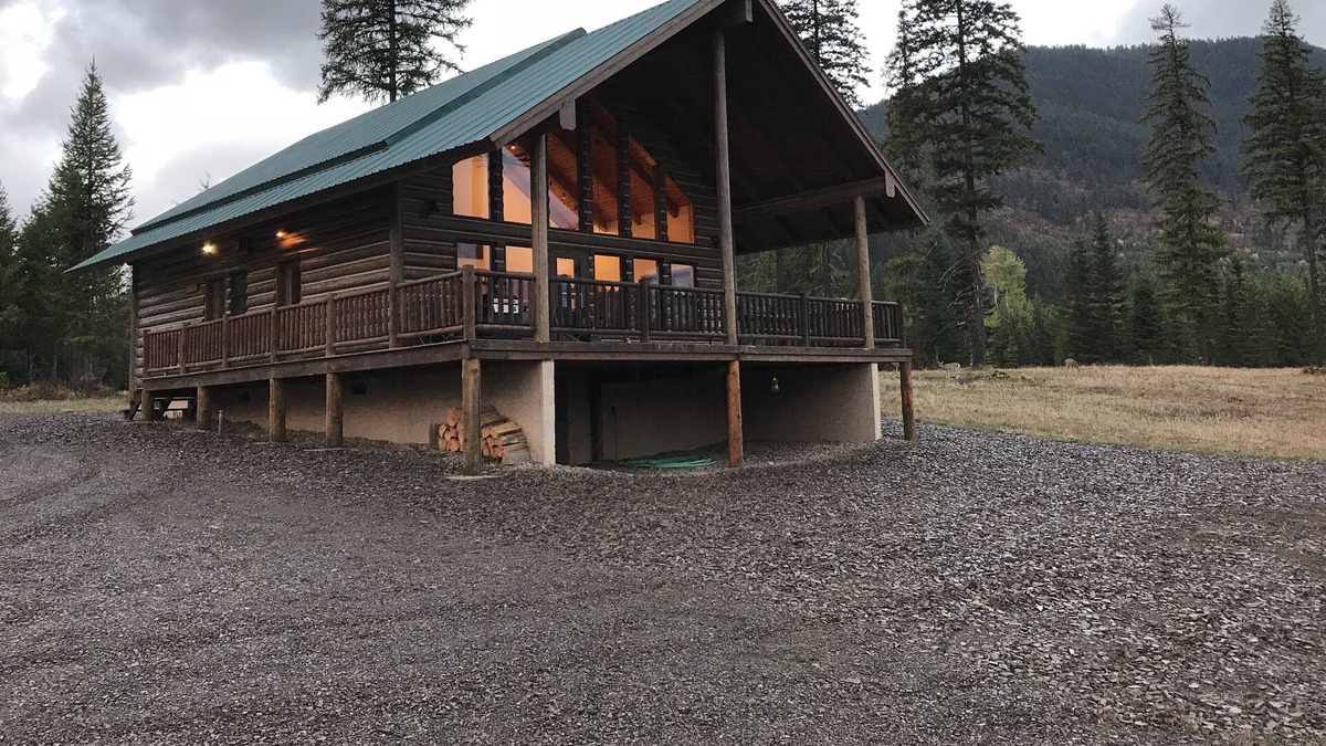 Noxon House | Private Cabin With Mountain Views!