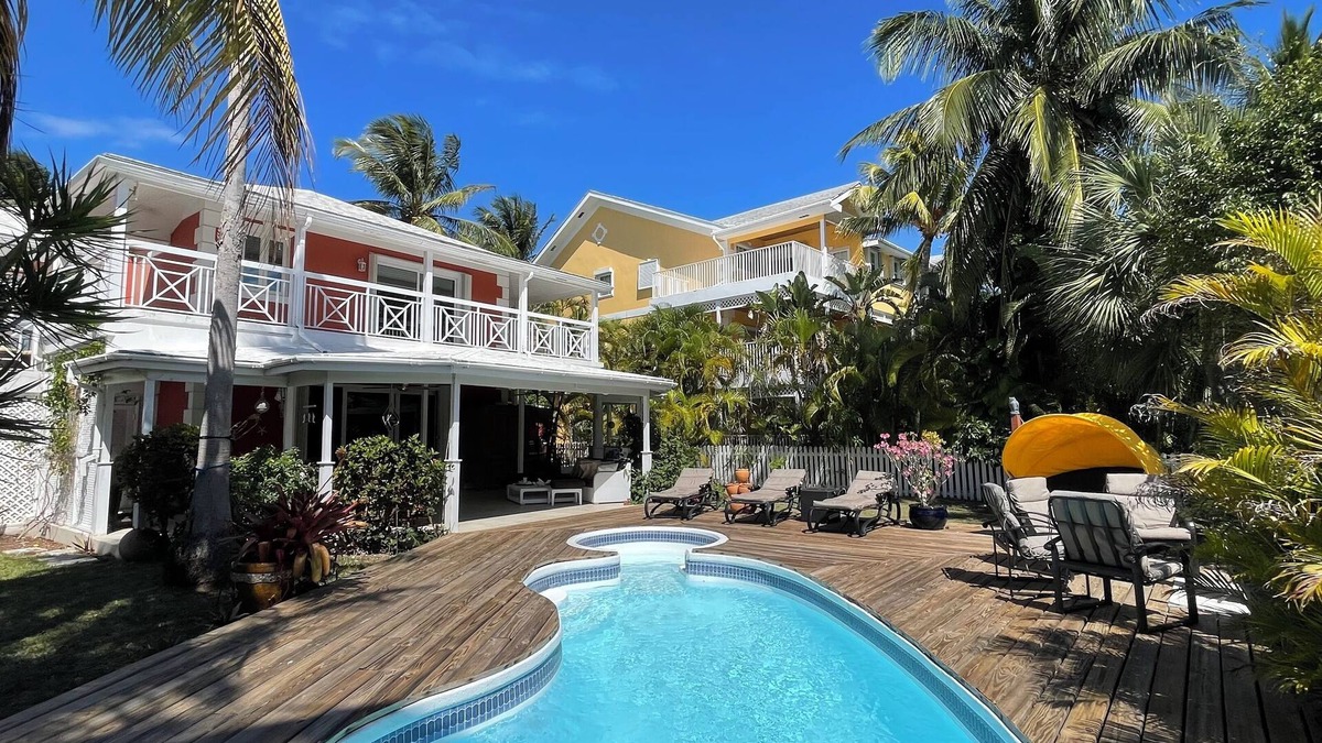 Nassau Villa | Private Canalfront Paradise with Pool