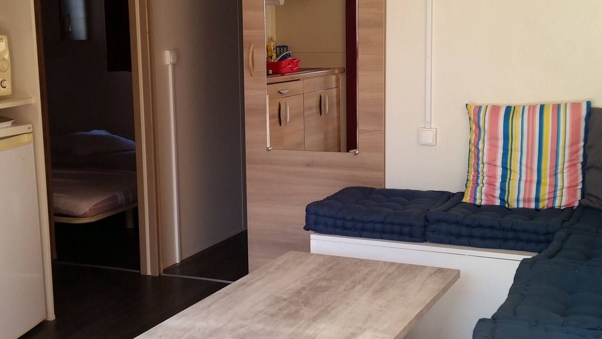 La Reunion Ski Chalet | Private chalet with free parking