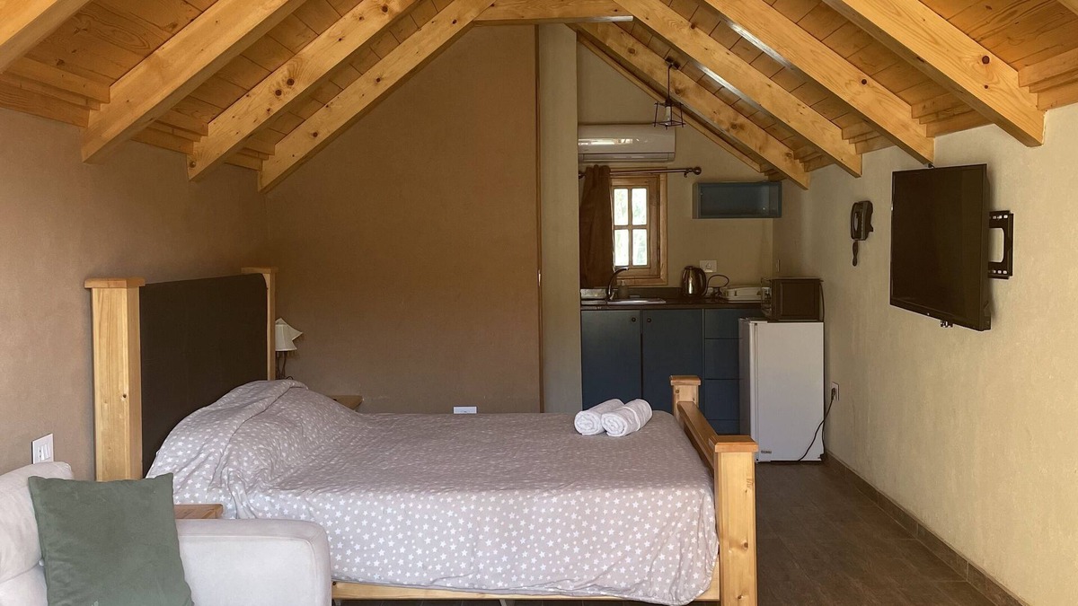 Kaftoun Ski Chalet | private chalet with outdoor jacuzzi and barbecue