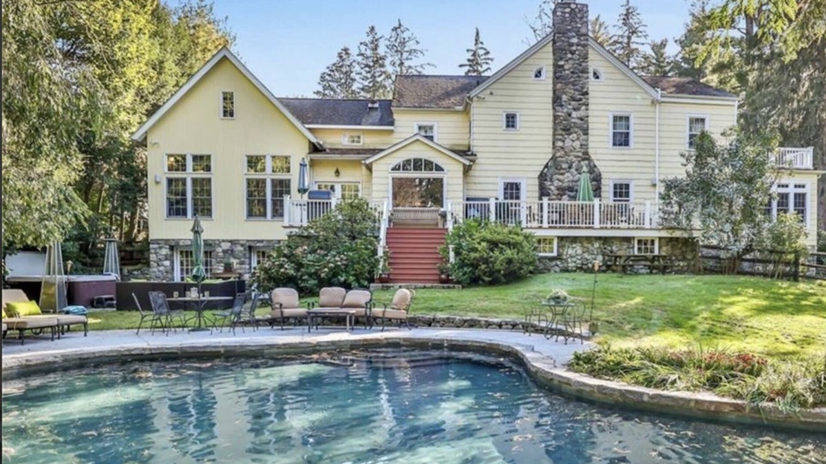 Pleasantville House | Private Chic Modern Farmhouse Pool, HotTub, pool table, Sunsets, 6BR, Offices