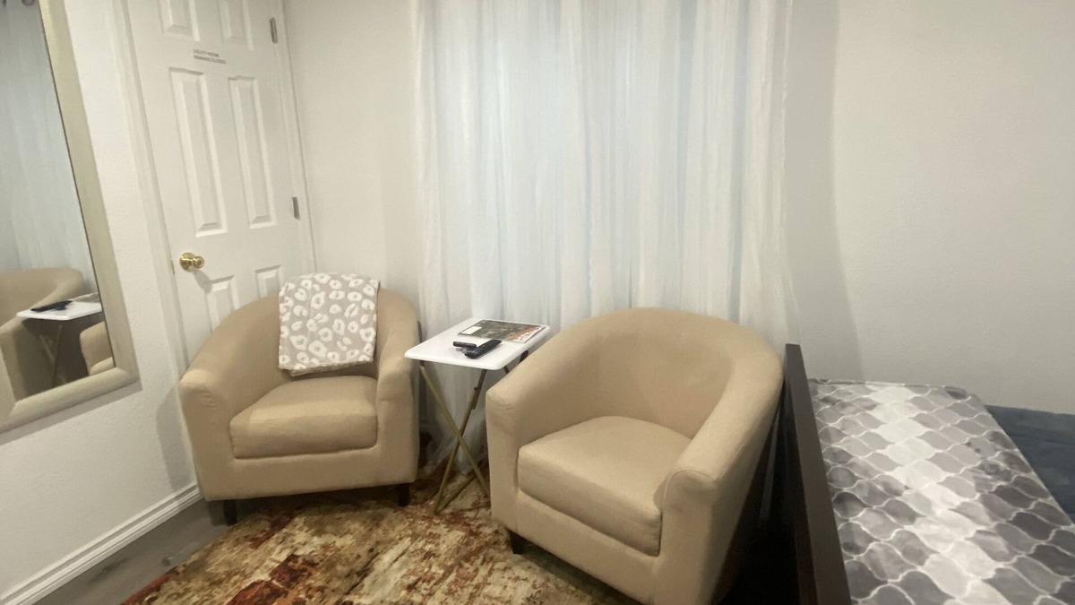 The Conservatory at the Plains Apartment | Private, Comfortable Basement Apartment