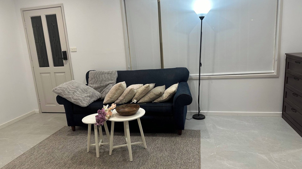 Hinchinbrook House | Private, cosy and friendly home for family or group of friends.
