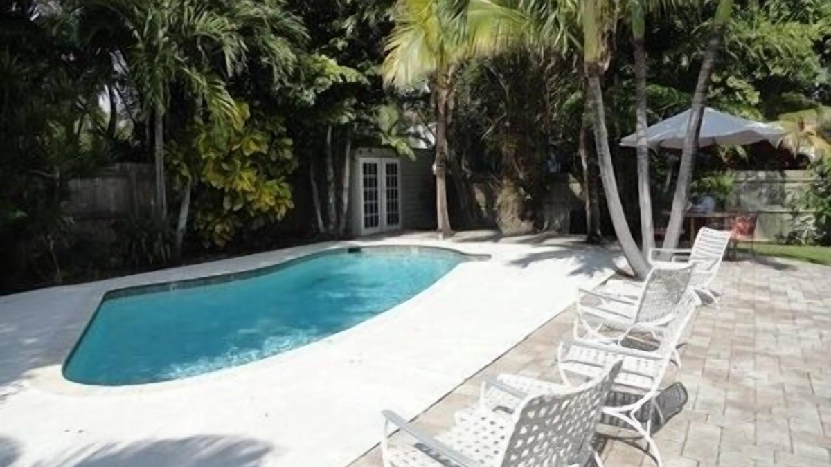 Old Northwood Cottage | Private Cottage Historic District In Old Northwood Close To The Beach