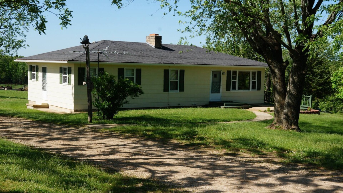 Sullivan Other | Private Country Getaway