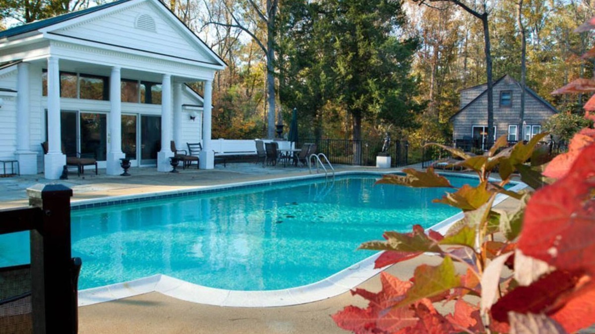 Charles City Cottage | Private Country Retreat with Swimming Pool
