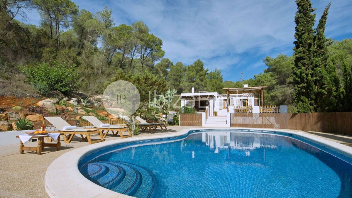 Sant Antoni de Portmany Villa | Private country villa, beach and town 6 km away, Wifi, Aircon, swimmingpool