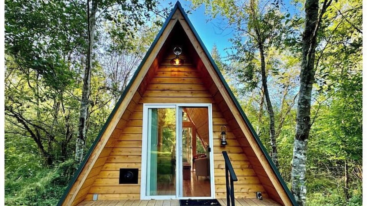 Yacolt Cabin | Private Cozy Aframe Lucia Cabin 1 @ Pull Caffe wood roasted coffee and bakerynn