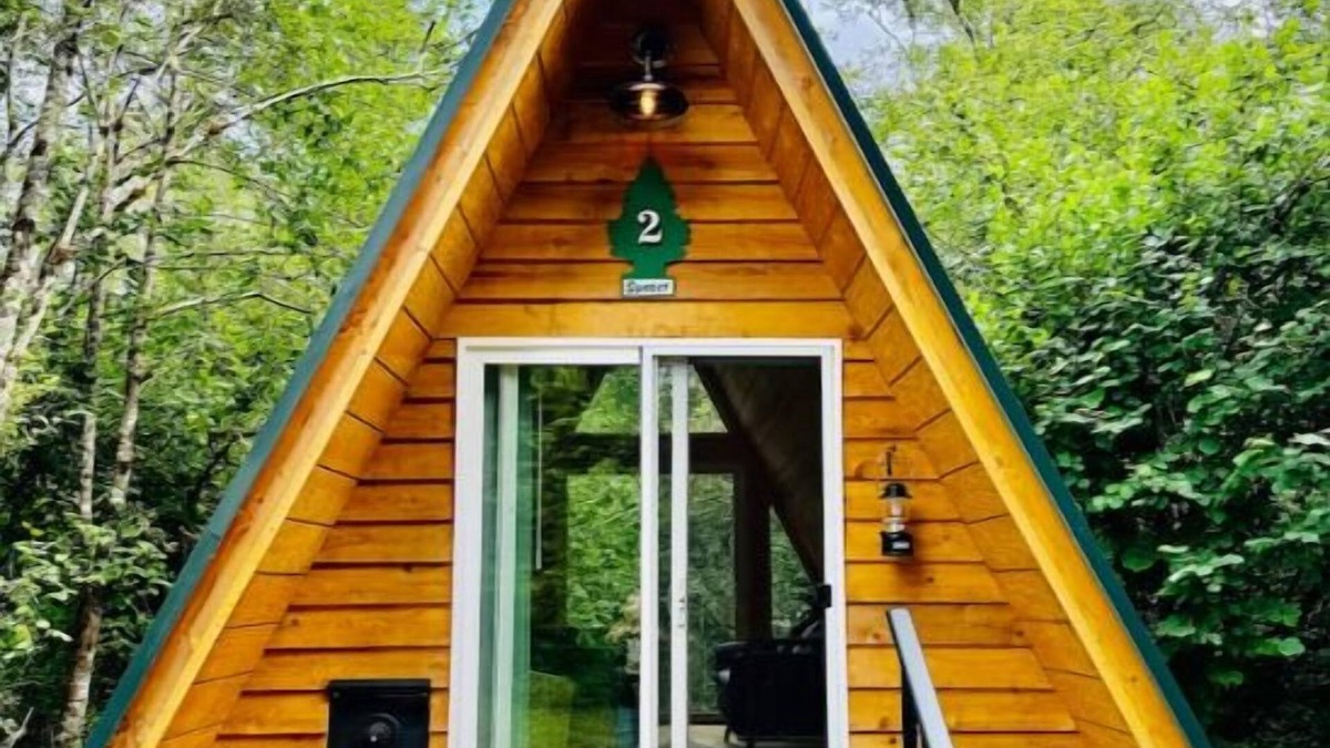 Yacolt Cabin | Private Cozy Aframe Sunset Cabin 2 @ Pull Caffe wood roasted coffee and bakerynn