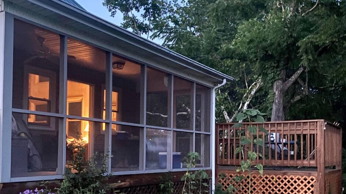 Craig Creek Cabin | Private Creekside Cabin, Ideal for Couples, Small Families