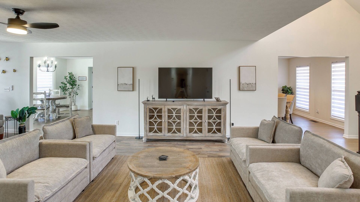 Portland House | Private Deck & Game Room: Portland Group Getaway