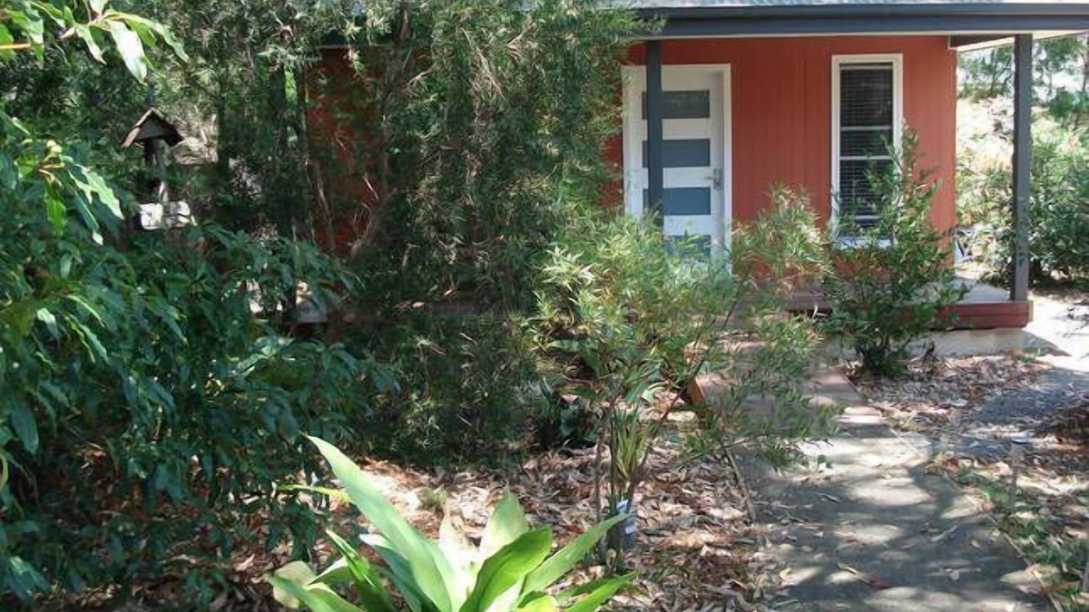 Huskisson Villa | Private Deluxe Garden Studio for couples.