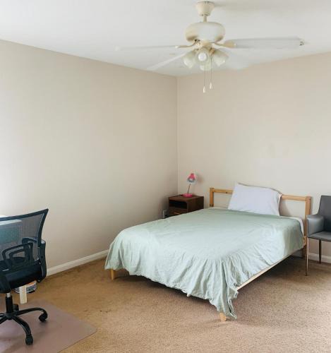 Cypress House | Private Disney Full n Single Room