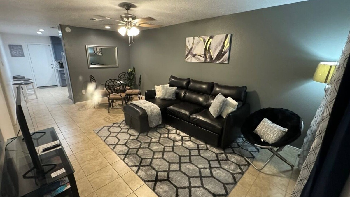 Southeast Houston House | Private Duplex #3 - Houston/Pasadena - New Listing
