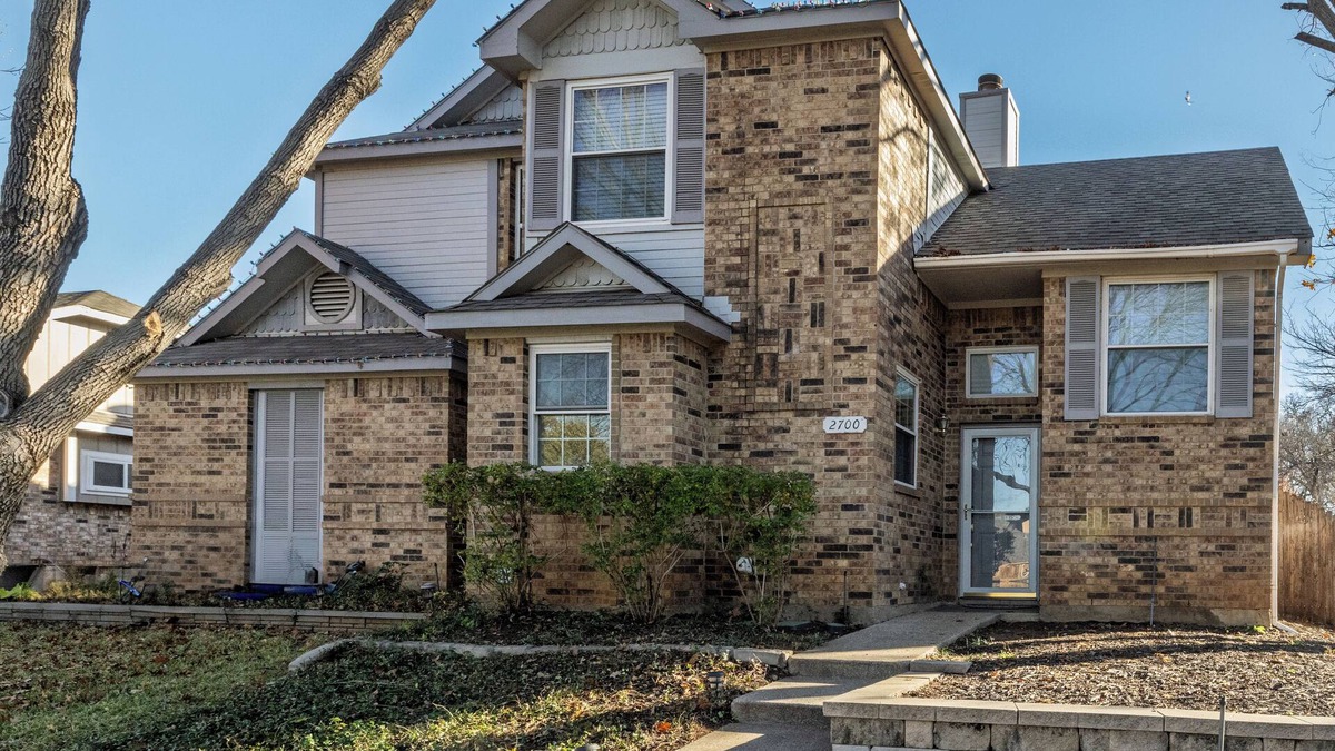 Euless House | Private Duplex Retreat - Minutes to DFW & Shops
