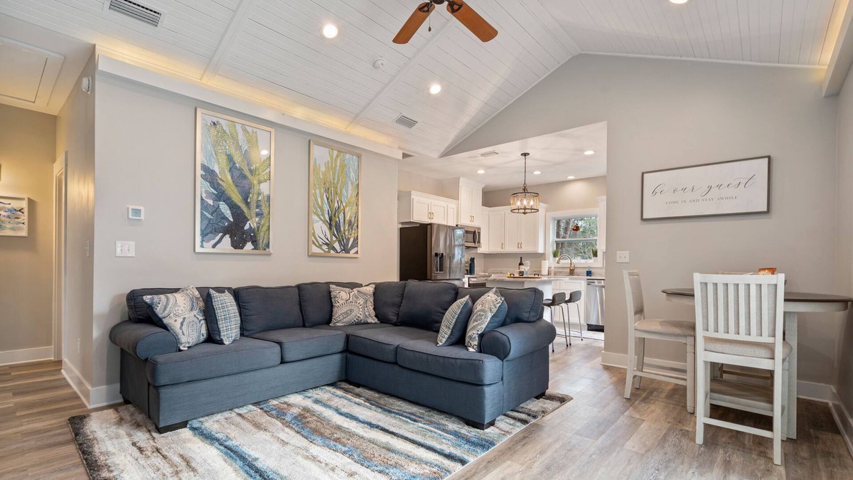 Dauphin Island Cottage | Private ~ East End ~ Hummingbird House