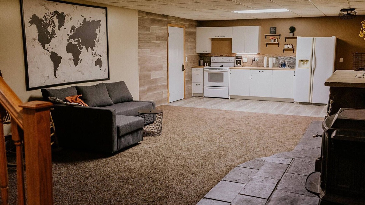 Somerdale Apartment | Private Entrance, pipeline/welder/nurse