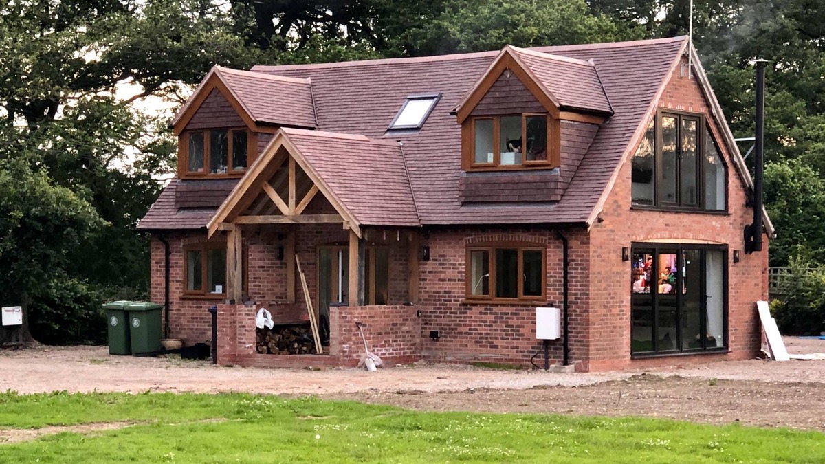 Wixford House | Private Entry Double Bedroom With Beautiful Views!