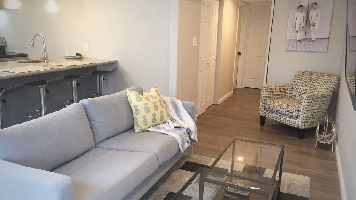 Thornton Apartment | Private Executive Suite #2 - Large One Bedroom