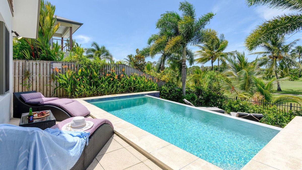 Craiglie House | Private family home in gated estate overlooking golf course with heated pool