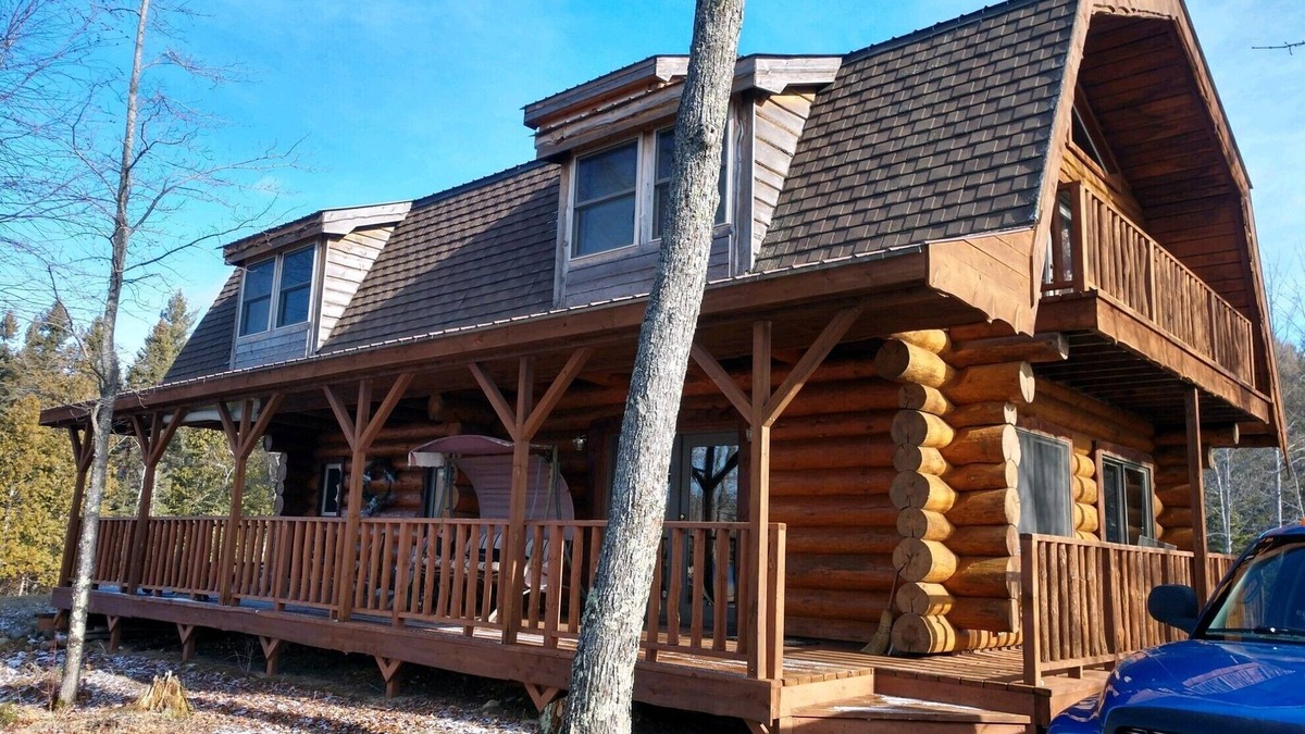 Stambaugh Cabin | Private, Family/Pet-Friendly, Log Cabin on Waterfront Chicaugon Lake Property.