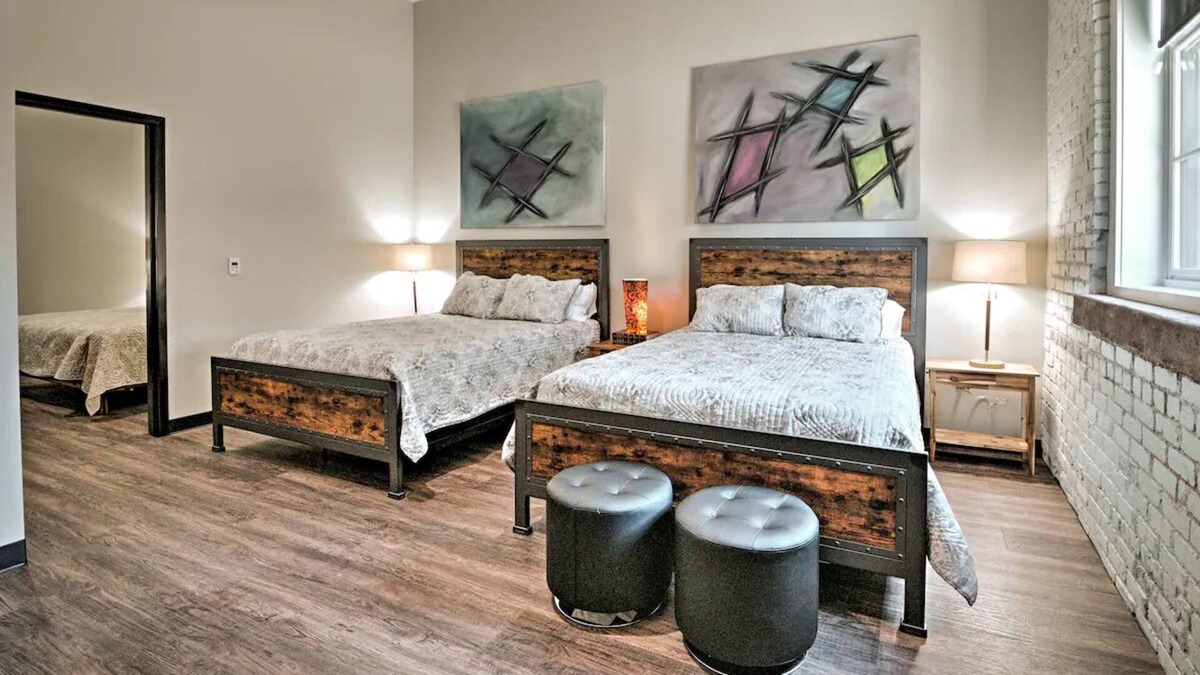Hickory Apartment | Private Family Suite in Historic Downtown Hickory!