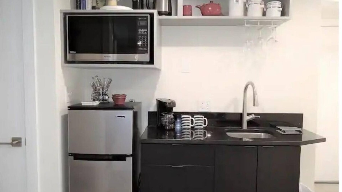 Mount Olympus House | Private Floor with a View.nHosted By Realtor