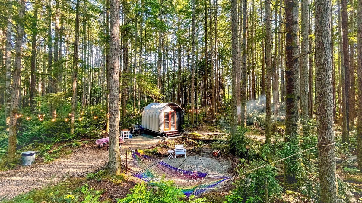 Southworth Cabin | Private Forest Glamping Cabin in Beautiful Port Orchard