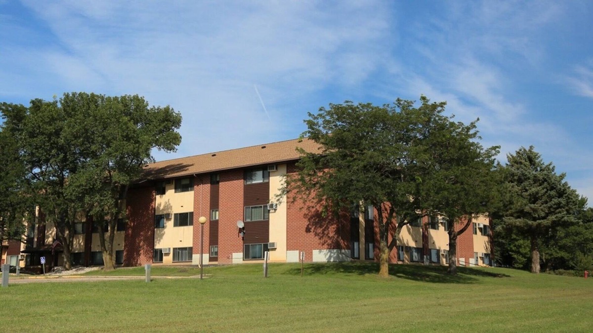 Lamberton Apartment | Private Furnished Apartment - Long & Short Stay in Lamberton MN