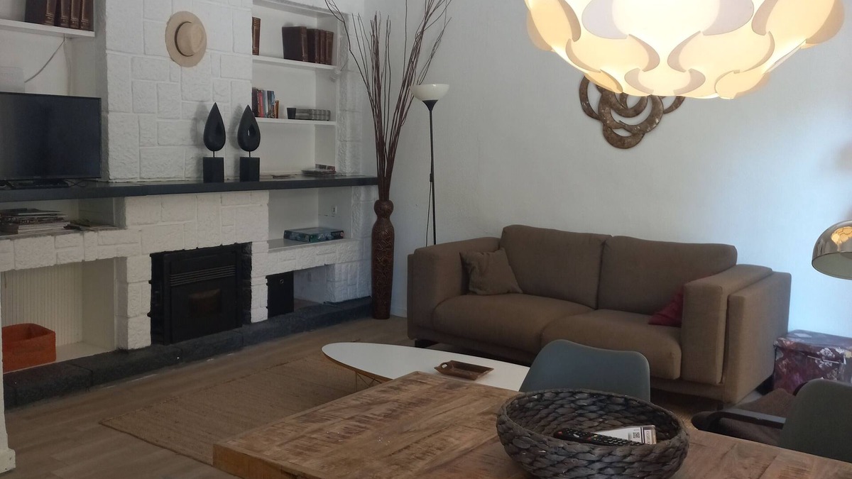 Pedregalejo Apartment | private garden, 3min to beach and 15min to historic center